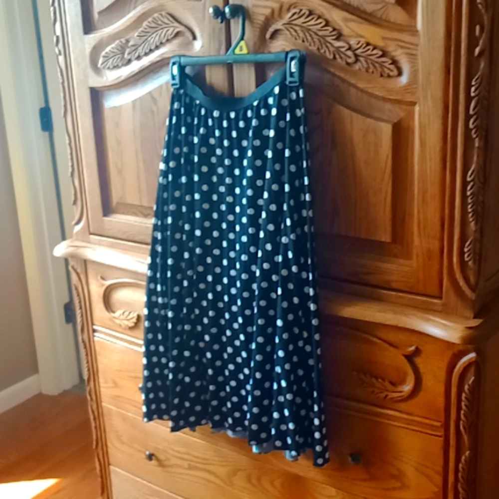 Black & white polkadot Skirt